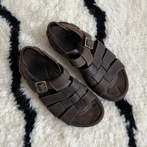 Teva Camden Brown Leather Fisherman Sandals - Picture 1 of 7